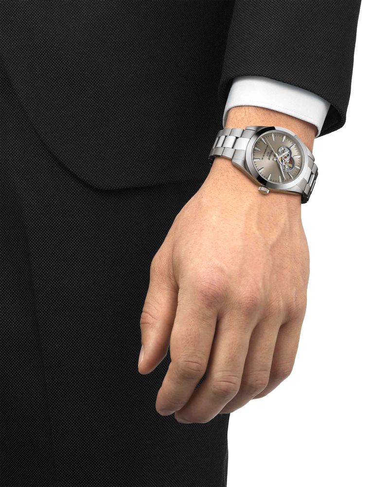 T127_407_11_081_00-wrist.jpg