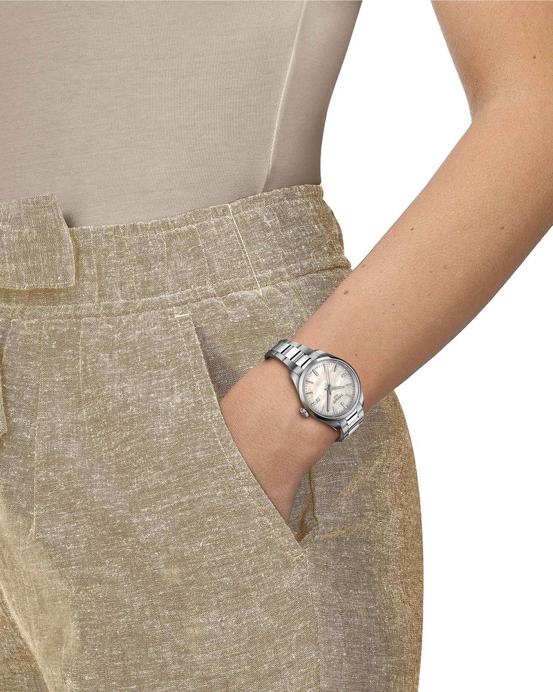 T150_210_11_116_00-wrist.jpg