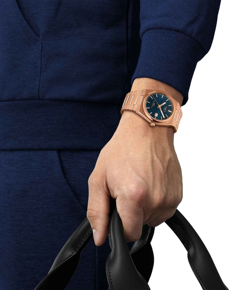 T137_407_33_041_00-wrist